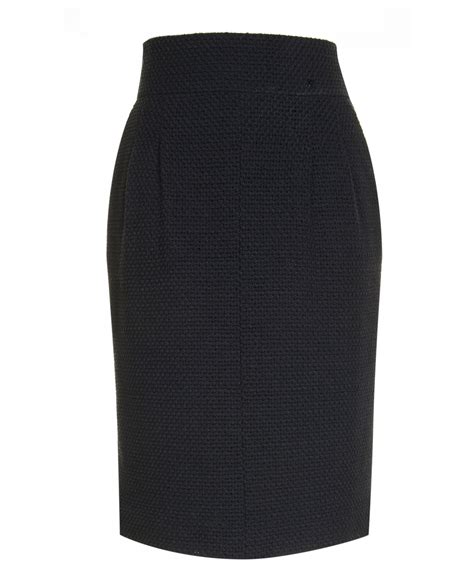 chanel pencil skirt pattern|The Chanel Skirt .